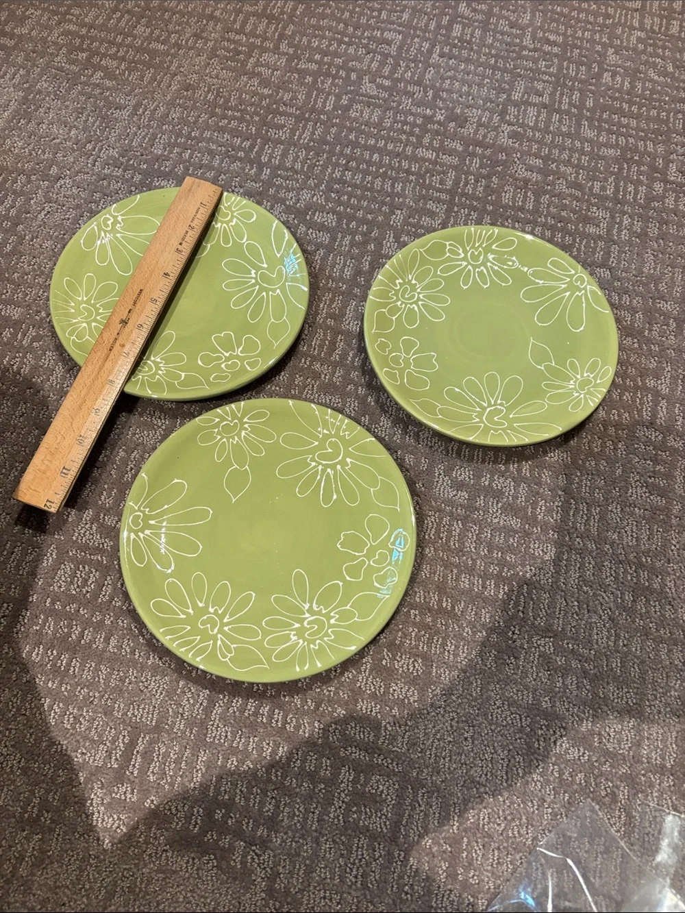Pier 1 set of three hand-painted earthenware salad/dessert plates, Flowers